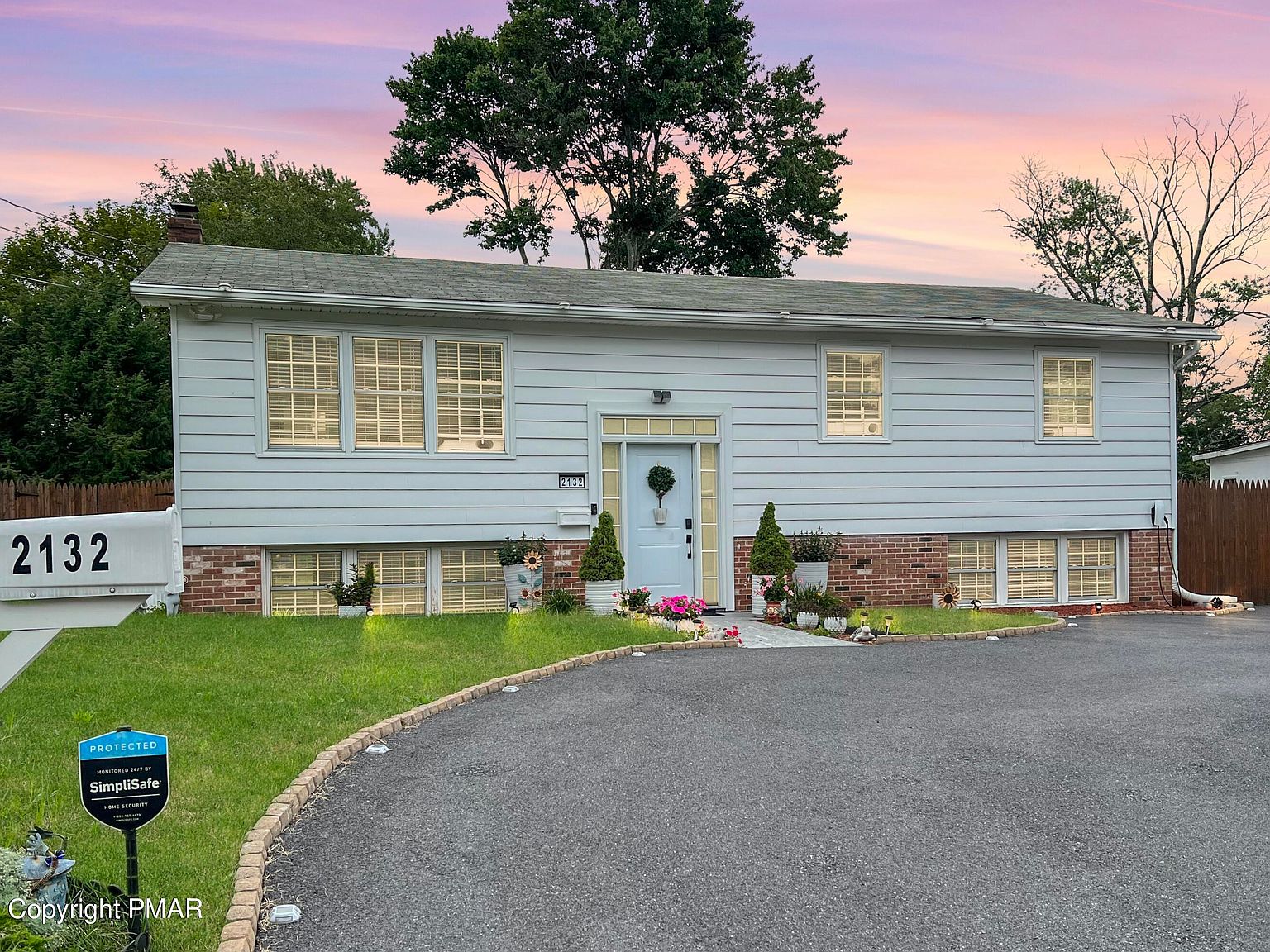 2132 Wallace St, Stroudsburg, PA 18360 Zillow