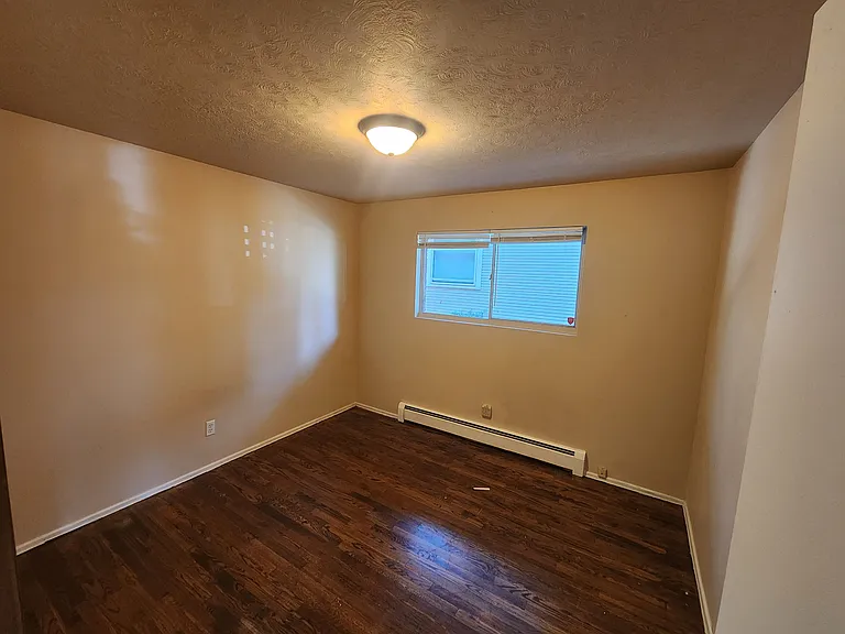1214 W 10th Ave #4 — Photo 9