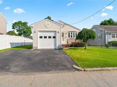 28 Macgregor St, Providence, RI, 02904