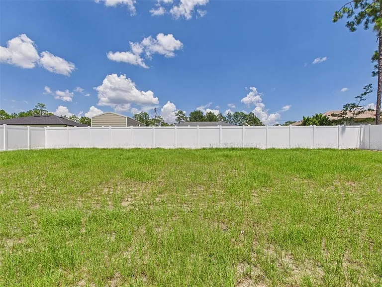 13215 SW 77th Ave — Photo 33