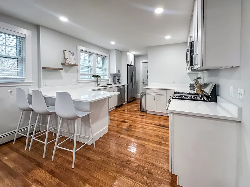65-67 Saint James Cir #2