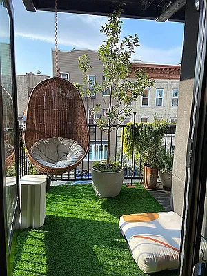 Rented by Dream Space Realty | media 22