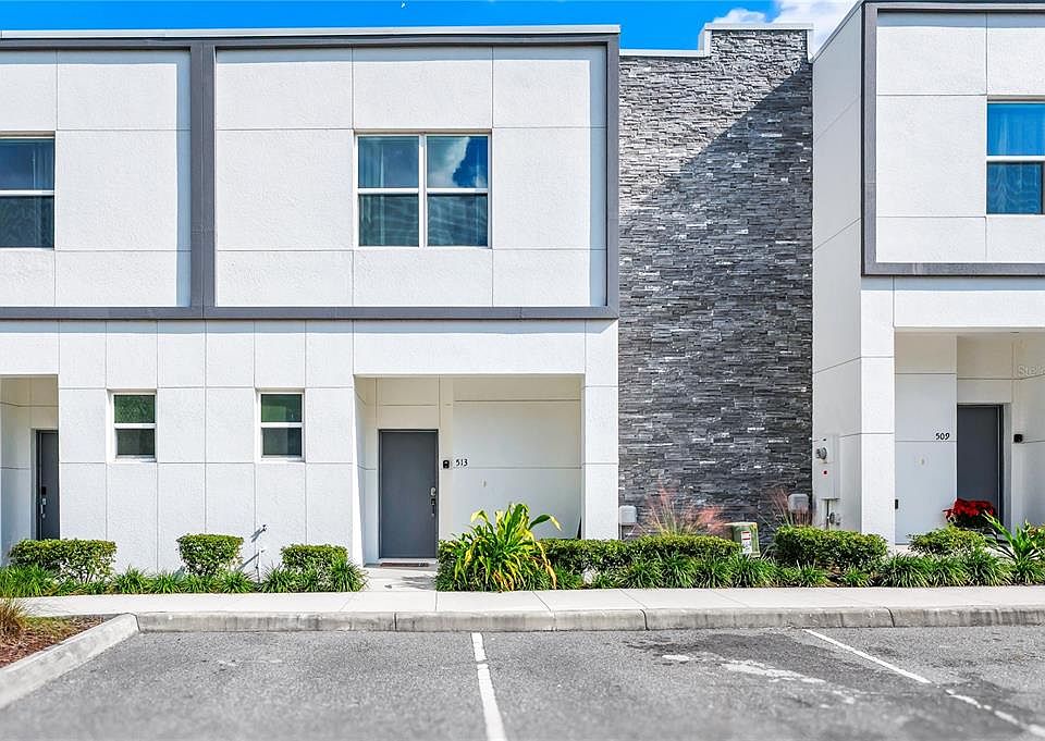 1st image of 513 Famagusta Dr