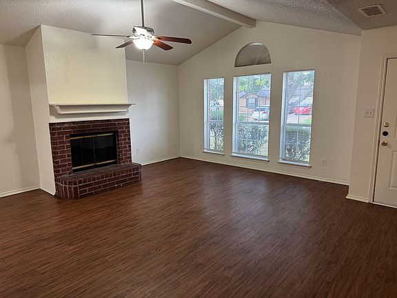 5th image of 1712 Lincolnshire Way