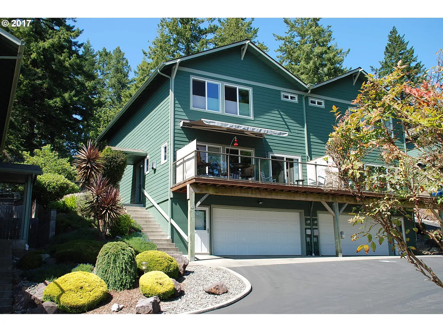 815 Old County Rd Unit 4 photo 1