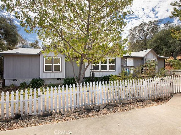 3rd image of 307 Lefevre Ln
