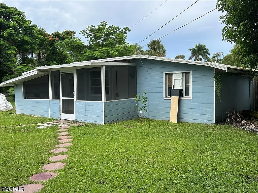 1 bed, 1.0 bath, 640 sqft, $1,300 — Photo 2
