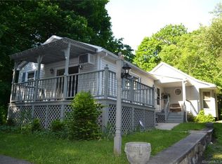 84 Ridge Rd, Bethlehem, CT 06751