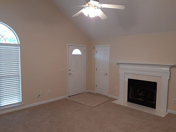 2nd image of 113 Linda Kay Ct