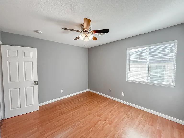 3335 Antique Rose Dr — Photo 22