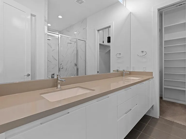 5915 E Post Oak Ln — Photo 30