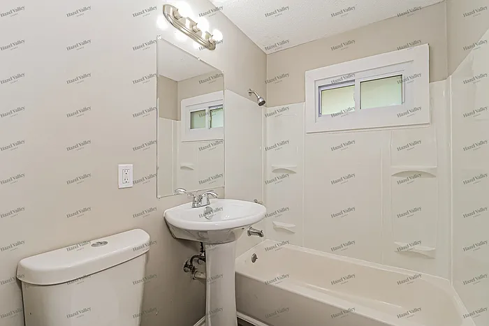 8506 Crystal Ave — Photo 11