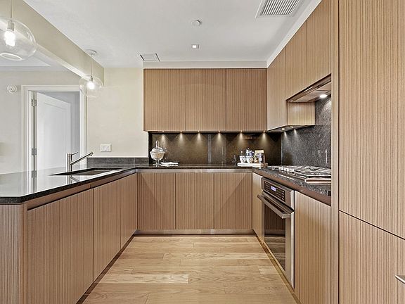 5th image of 1280 5th Ave APT 7H