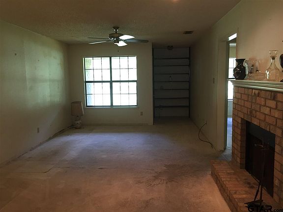 4th image of 1015 E Broad St APT 5