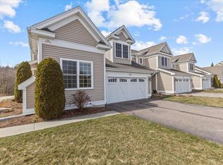 135 Aspen Cir, Shelburne, VT 05482