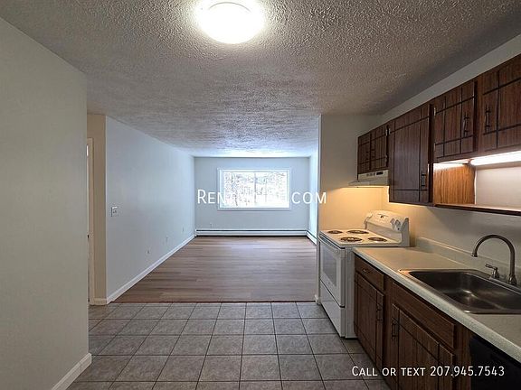 4th image of 10 Tall Pines Dr APT 15