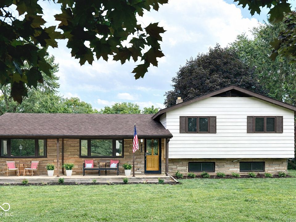 1st image of 423 W Thompson Rd