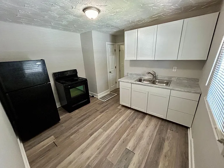 2314-2316 Indianapolis Ave #2316 — Photo 4