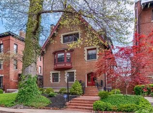 17 Lenox Pl, Saint Louis, MO