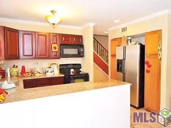 3rd image of 5705 Prince Ln