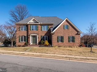 8288 Spring Leaf Ct, Vienna, VA 22182