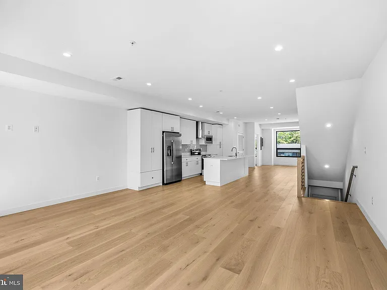 2532 Elvans Rd SE — Photo 22
