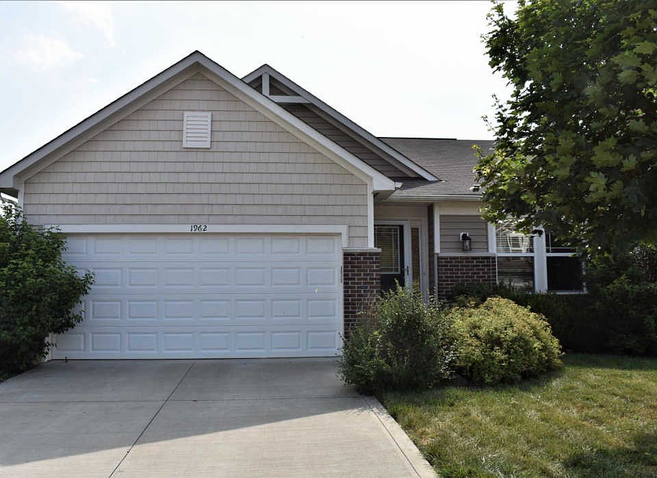 1st image of 1962 Spring Cove Dr