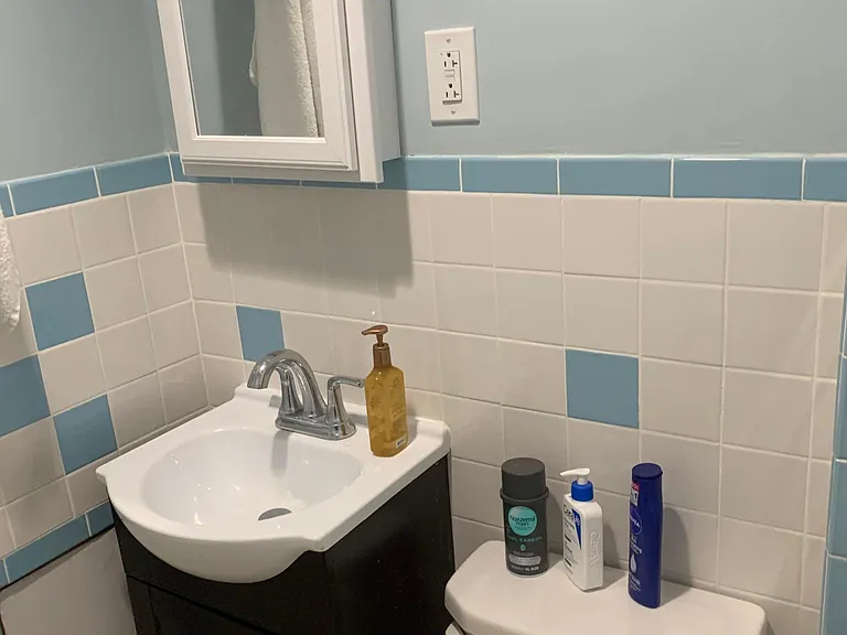 15 S 21st St #3R — Photo 6