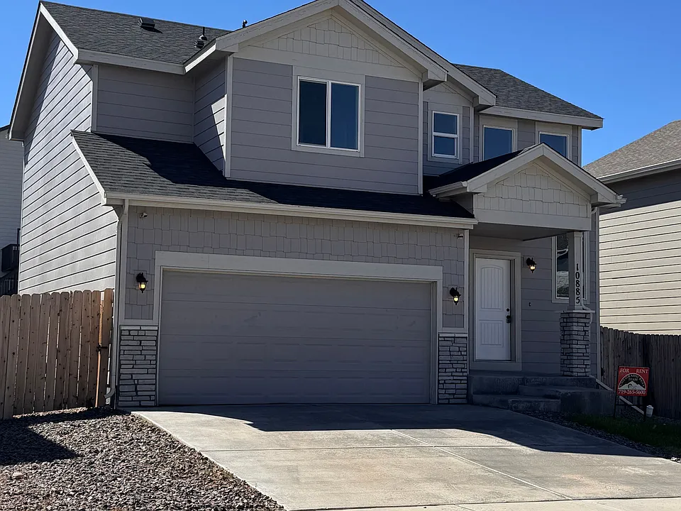 10885 Matta Dr