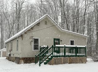 8427 Lake Shore Rd, Angola, NY 14006