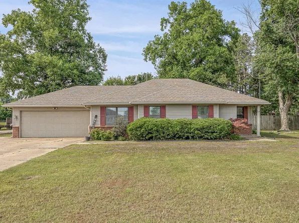 134 Ramblewood Dr, Blytheville, AR 72315