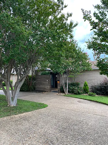 1418 Mary Lee Ln Photo 1
