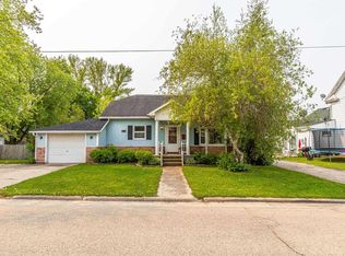 219 E Harriet St, Darlington, WI 53530