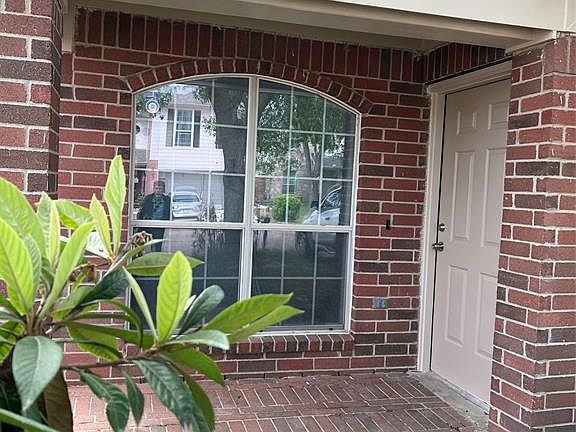 3rd image of 15646 Briargate Ct