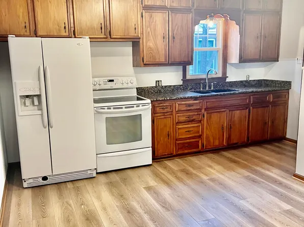 317 W Benway St, Wichita, KS 67217