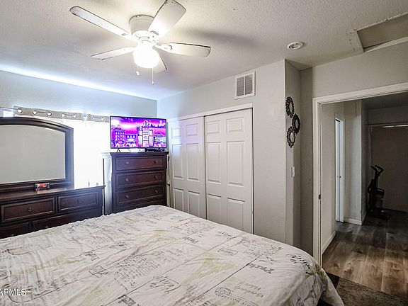3rd image of 11388 N 112TH Avenue