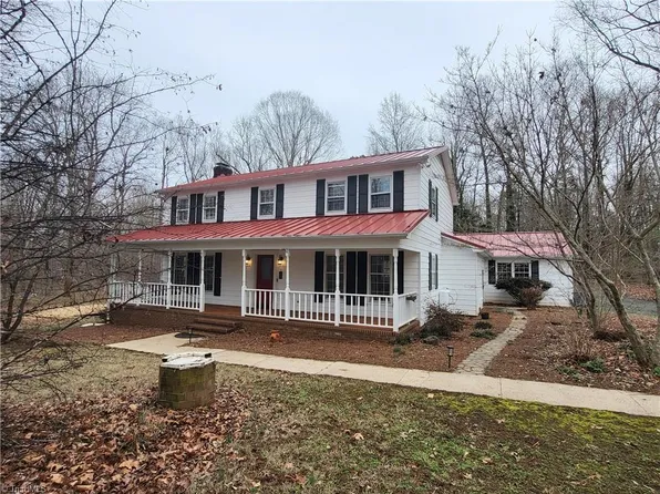 3266 State Highway 62 E, Liberty, NC 27298