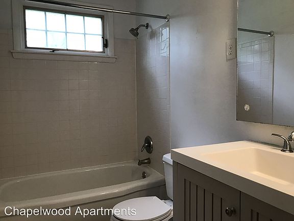 4th image of 8701 Brittany Dr