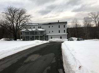 215 Route 590 APT 6, Greeley, PA 18425