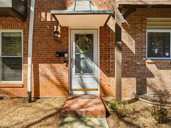 7330 Cardigan Cir, Sandy Springs, GA 30328