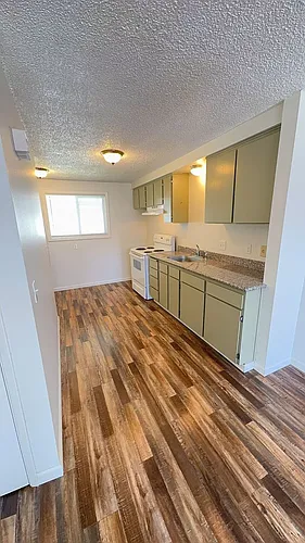 811 Bennett Ave #1-14 Photo 1