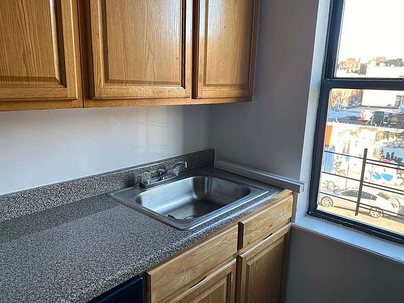 3rd image of 48-05 46th St #3B
