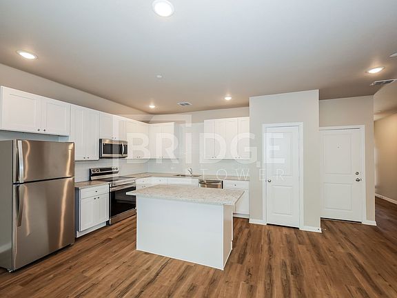 2nd image of 1260 Sunnyvale Ln