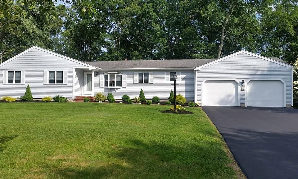 1st image of 36 Harvestwood Dr