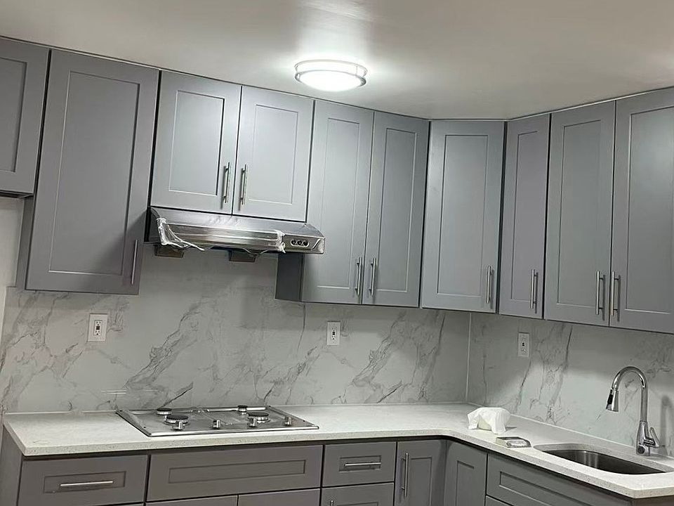 1st image of 3523 109th St Floor 3