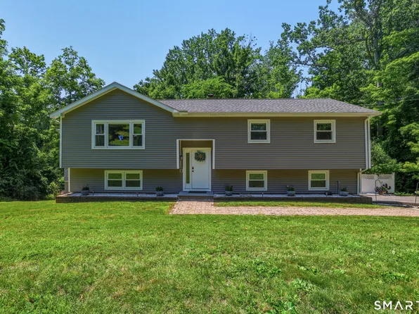 10 Albion Road, New Fairfield, CT 06812