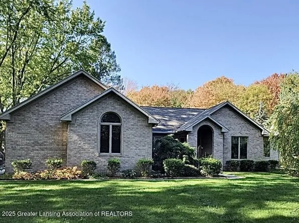 1625 Gunn Rd, Holt, MI 48842