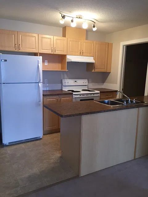 Condo in Spruce Grove - Next to Tri-Leisure Centre! — Photo 2