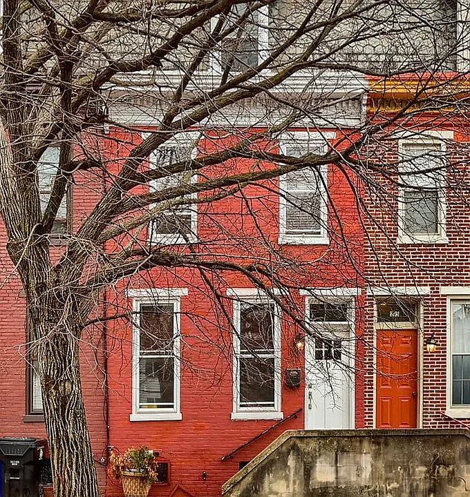 207 Calder St