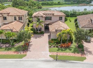 170 SE Calmo Cir, Port Saint Lucie, FL 34984
